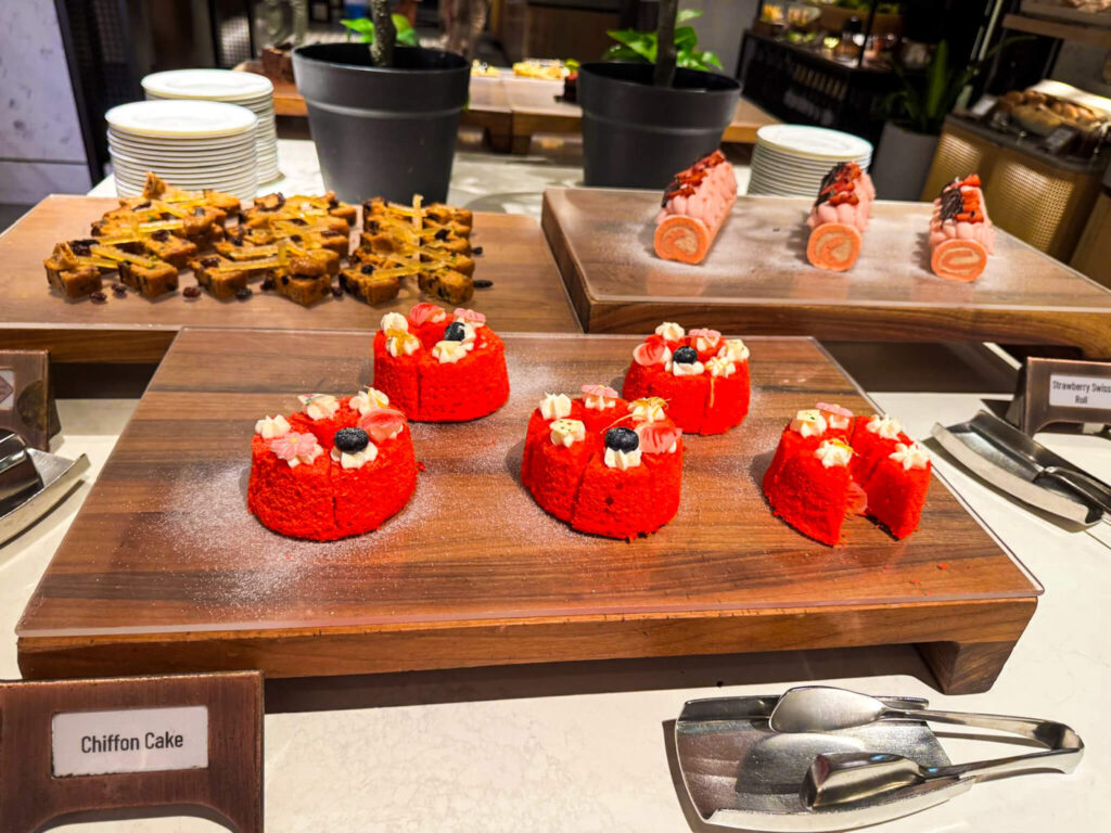 dessert bar 