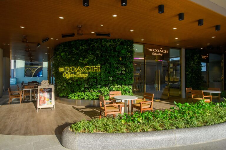 The Coach Coffee Shop Singapore: A Fashion-Forward Café Experience at Sentosa